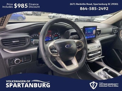 2024 Ford Explorer XLT