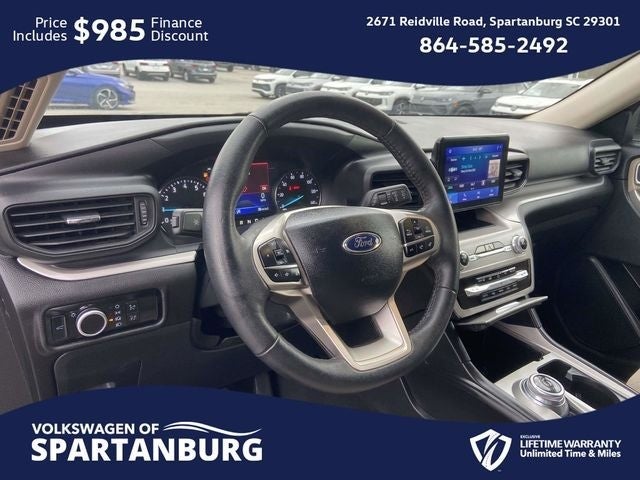 2024 Ford Explorer XLT