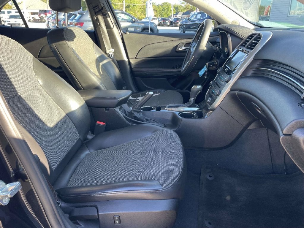 2015 Chevrolet Malibu LT 1LT