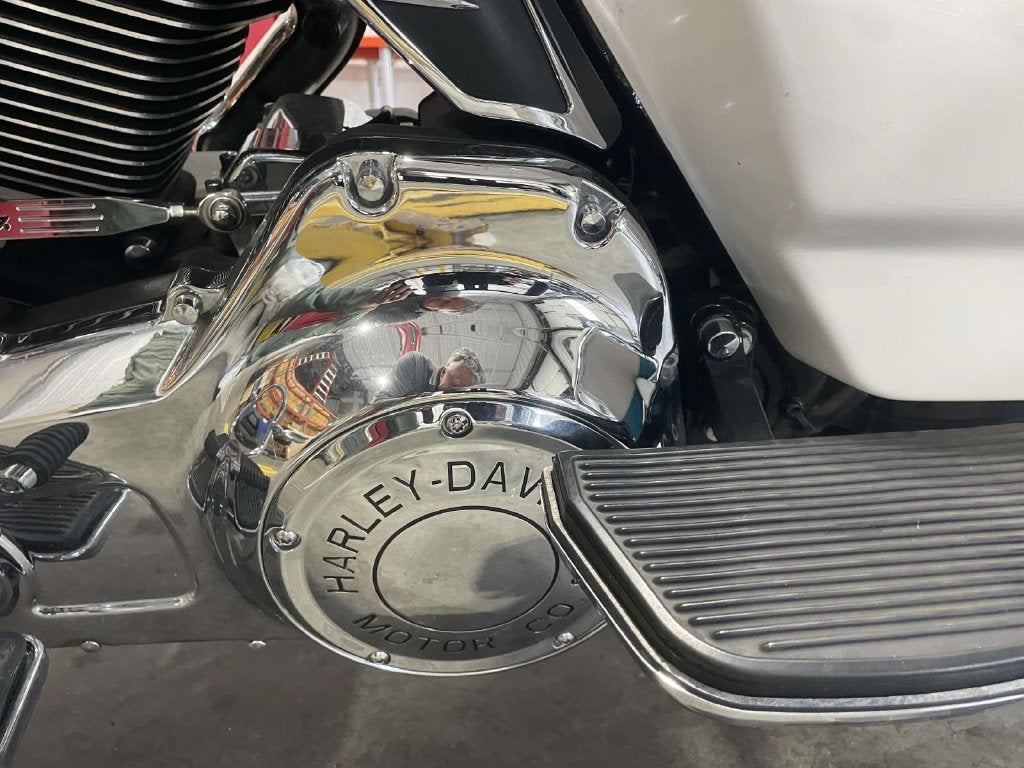 2016 Harley-Davidson ROAD KING Base