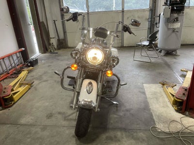 2016 Harley-Davidson ROAD KING Base