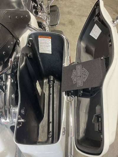 2016 Harley-Davidson ROAD KING Base