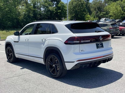 2026 Volkswagen Atlas Cross Sport 2.0T SEL R-Line Black