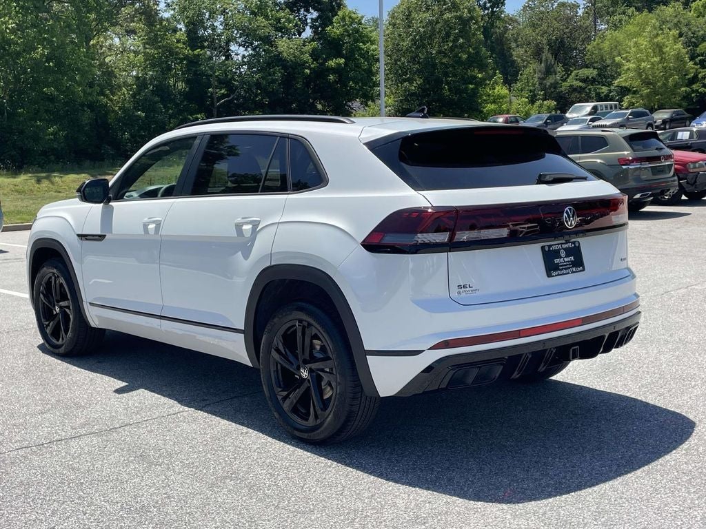 2026 Volkswagen Atlas Cross Sport 2.0T SEL R-Line Black