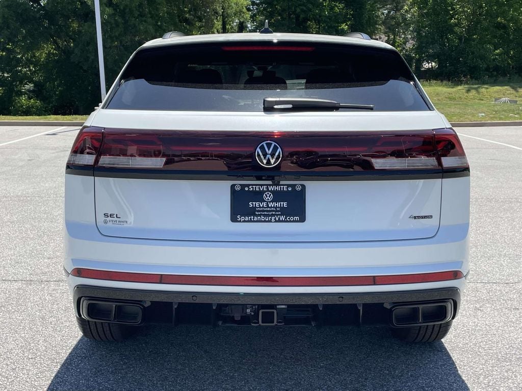 2026 Volkswagen Atlas Cross Sport 2.0T SEL R-Line Black