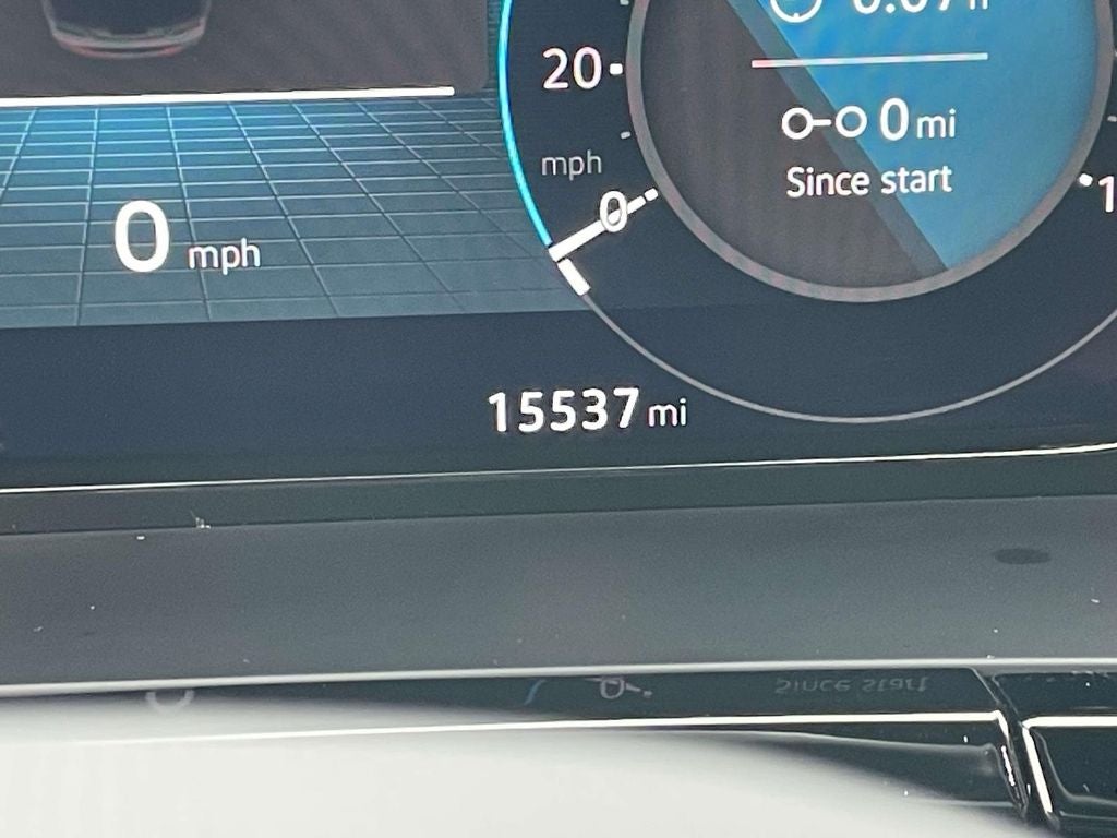 2024 Volkswagen Atlas Cross Sport 2.0T SEL R-Line