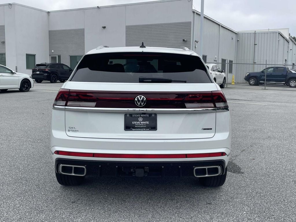 2024 Volkswagen Atlas Cross Sport 2.0T SEL R-Line