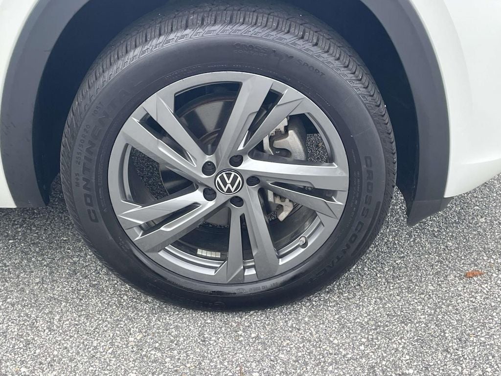 2024 Volkswagen Atlas Cross Sport 2.0T SEL R-Line