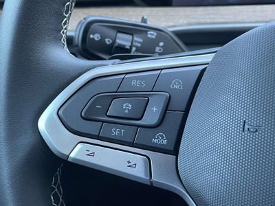 2027 Volkswagen Atlas 2.0T SE