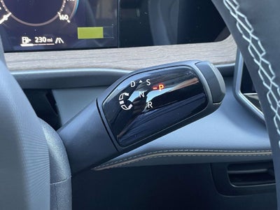 2027 Volkswagen Atlas 2.0T SE