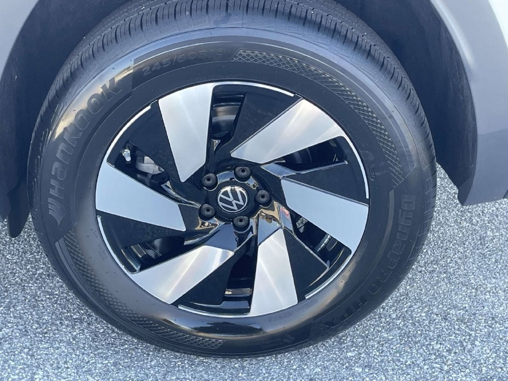 2027 Volkswagen Atlas 2.0T SE