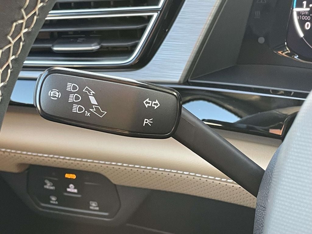 2026 Volkswagen Atlas Cross Sport 2.0T SE