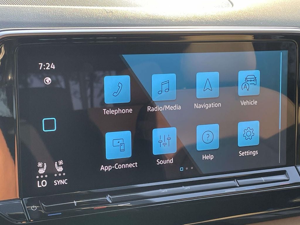 2026 Volkswagen Atlas Cross Sport 2.0T SE