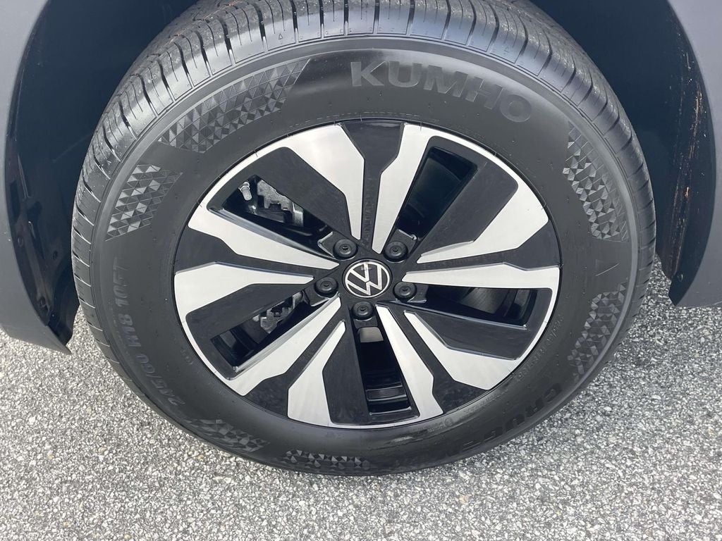 2026 Volkswagen Atlas Cross Sport 2.0T SE