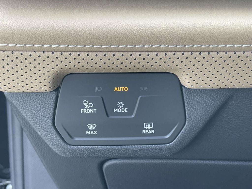 2026 Volkswagen Atlas Cross Sport 2.0T SE