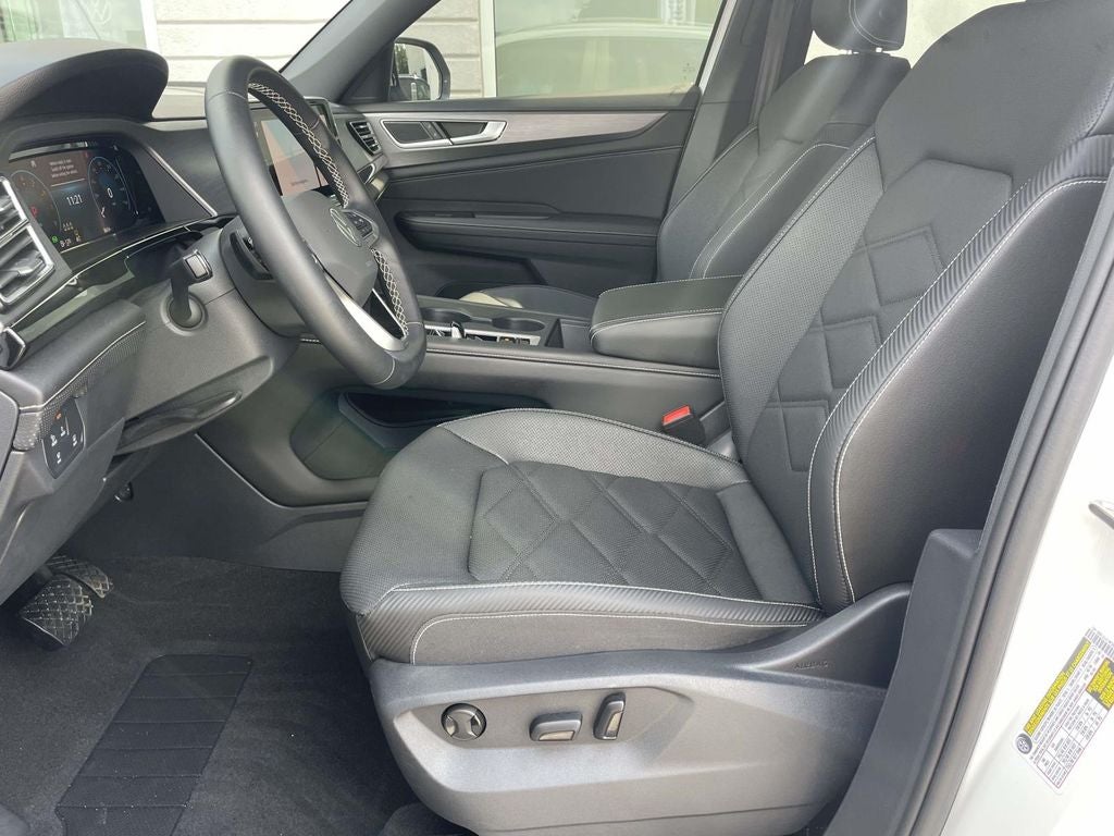2025 Volkswagen Atlas Cross Sport 2.0T SE