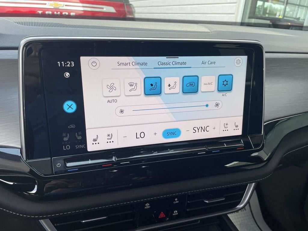 2025 Volkswagen Atlas Cross Sport 2.0T SE