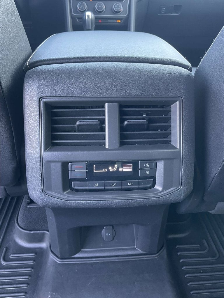 2023 Volkswagen Atlas 2.0T SE
