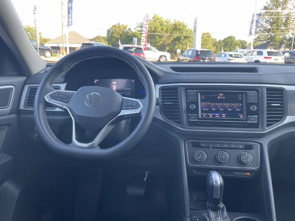 2023 Volkswagen Atlas 2.0T SE