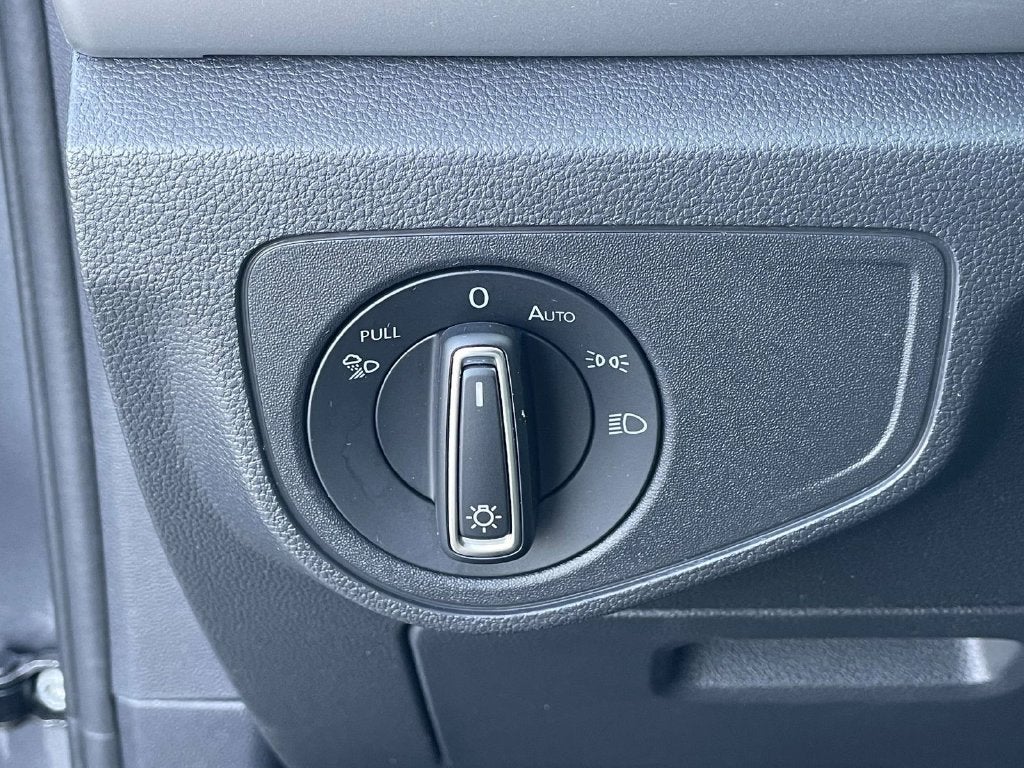 2023 Volkswagen Atlas 2.0T SE