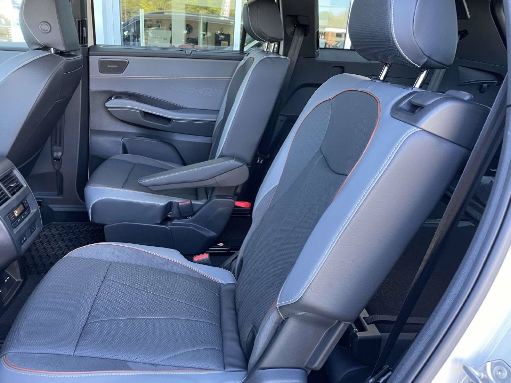 2027 Volkswagen Atlas SEL Premium R-Line