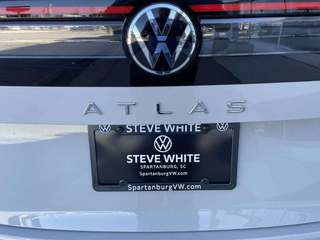 2027 Volkswagen Atlas SEL Premium R-Line