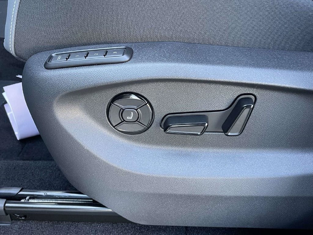2027 Volkswagen Atlas 2.0T SEL