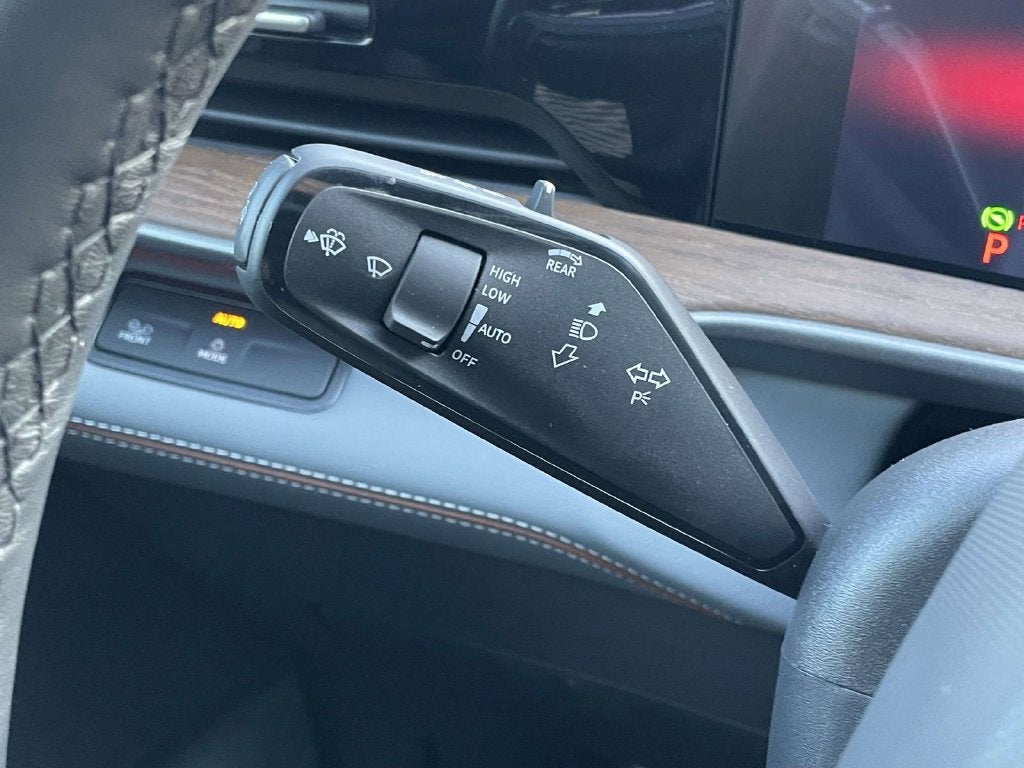 2027 Volkswagen Atlas 2.0T SEL
