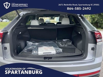 2026 Volkswagen Atlas Cross Sport 2.0T SEL Premium R-Line