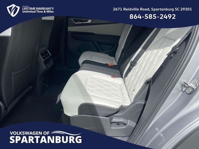 2026 Volkswagen Atlas Cross Sport 2.0T SEL Premium R-Line