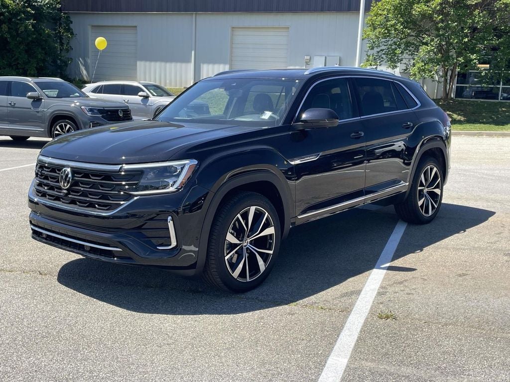 2026 Volkswagen Atlas Cross Sport 2.0T SEL Premium R-Line