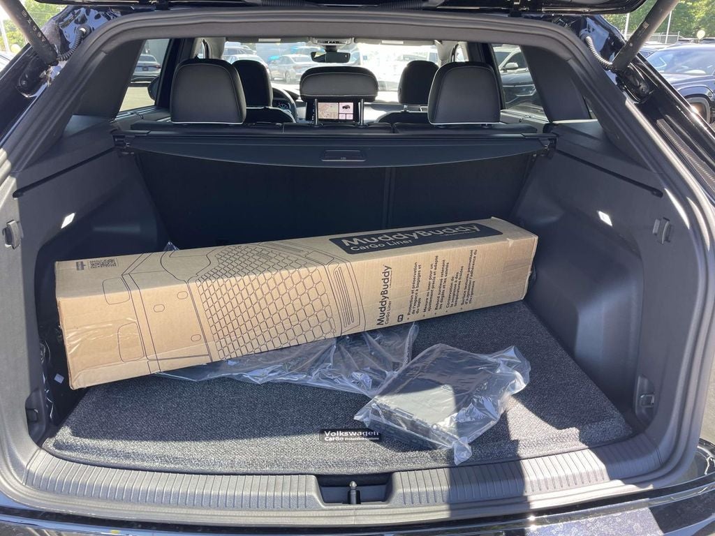 2026 Volkswagen Atlas Cross Sport 2.0T SEL Premium R-Line