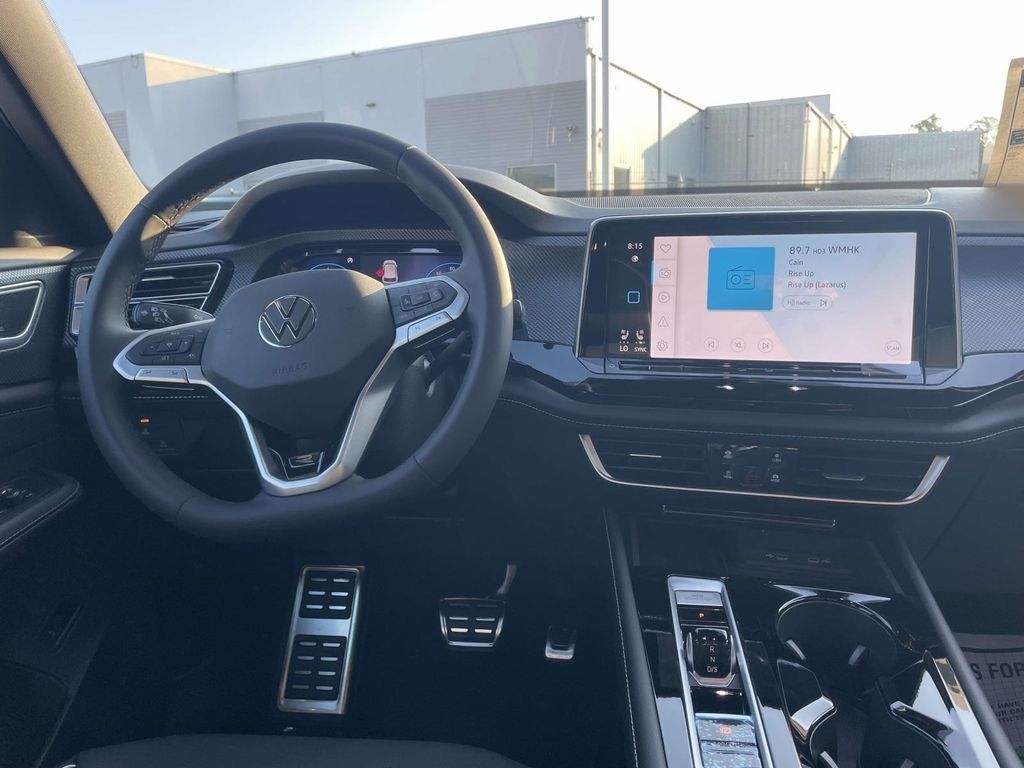 2026 Volkswagen Atlas Cross Sport 2.0T SEL Premium R-Line