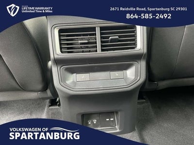 2026 Volkswagen Atlas Cross Sport 2.0T SEL Premium R-Line