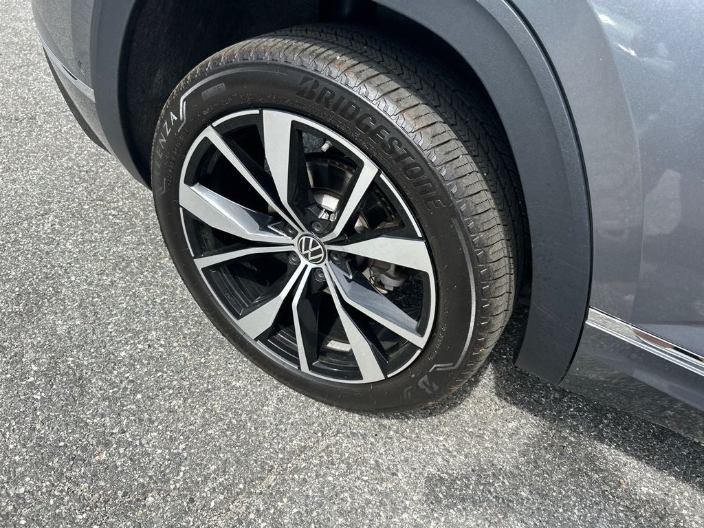 2025 Volkswagen Atlas Cross Sport 2.0T SEL Premium R-Line