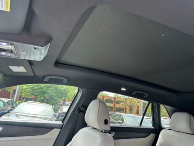 2025 Volkswagen Atlas Cross Sport 2.0T SEL Premium R-Line