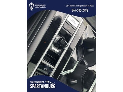 2026 Volkswagen Atlas 2.0T SEL Premium R-Line