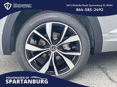 2026 Volkswagen Atlas 2.0T SEL Premium R-Line