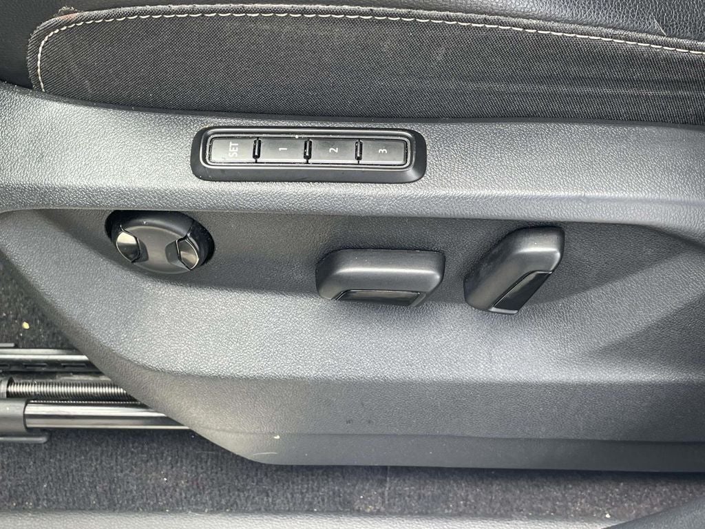 2021 Volkswagen Atlas 3.6L V6 SEL Premium R-Line