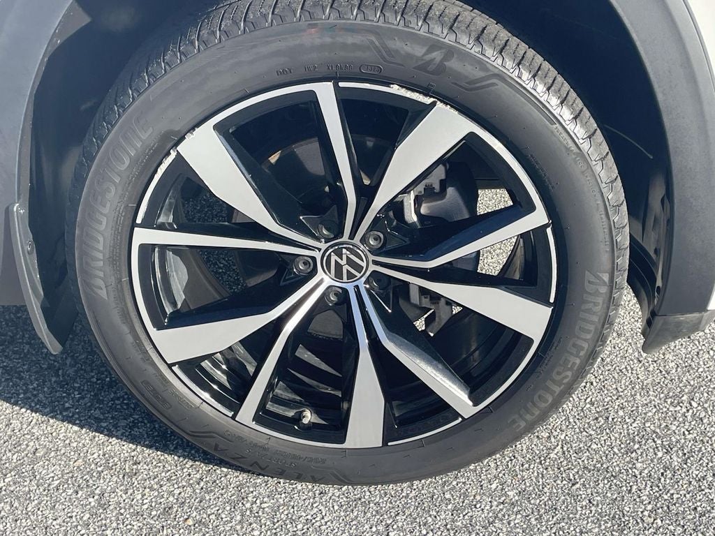 2024 Volkswagen Atlas 2.0T SEL Premium R-Line