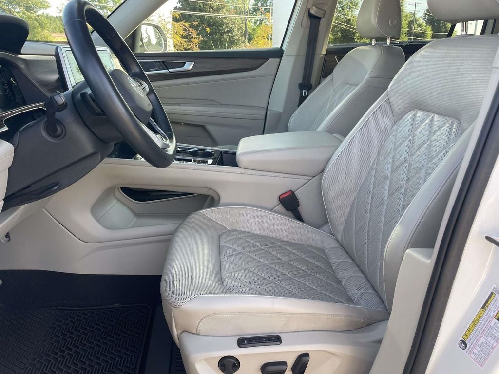 2024 Volkswagen Atlas 2.0T SEL Premium R-Line