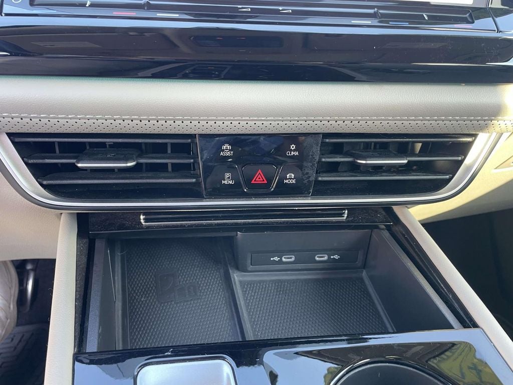 2024 Volkswagen Atlas 2.0T SEL Premium R-Line