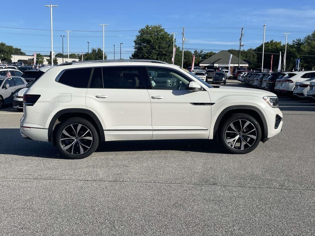 2024 Volkswagen Atlas 2.0T SEL Premium R-Line