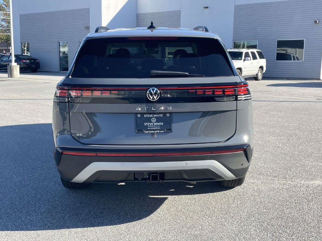 2027 Volkswagen Atlas 2.0T SE w/ Technology