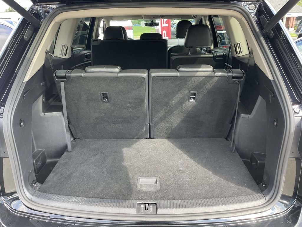 2021 Volkswagen Atlas 3.6L V6 SE w/Technology