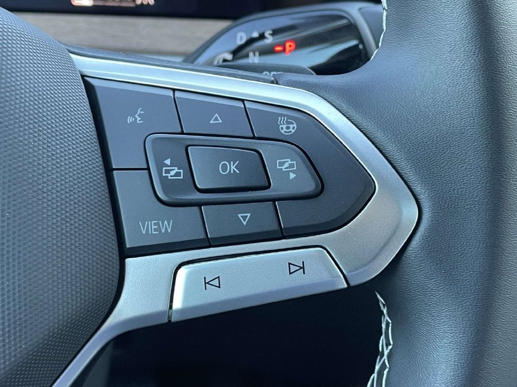 2027 Volkswagen Atlas 2.0T SE w/ Technology