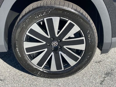 2027 Volkswagen Atlas 2.0T SE w/ Technology