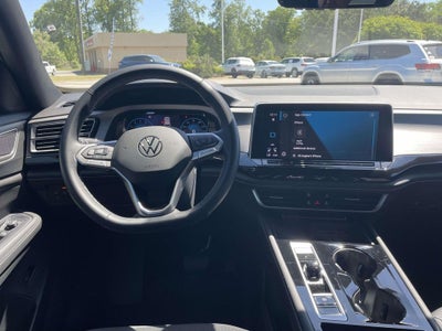 2026 Volkswagen Atlas Cross Sport 2.0T SE w/Technology