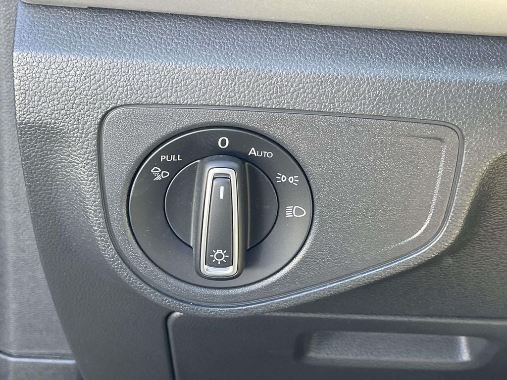 2021 Volkswagen Atlas Cross Sport 3.6L V6 SE w/Technology