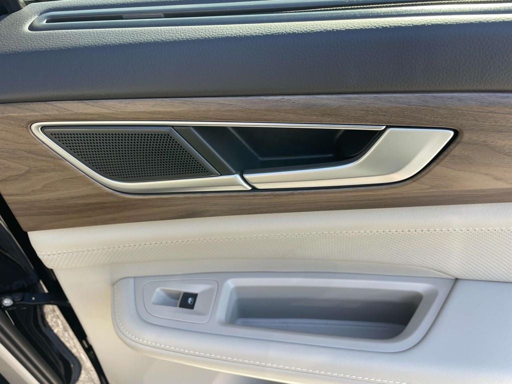 2026 Volkswagen Atlas 2.0T SE w/ Technology